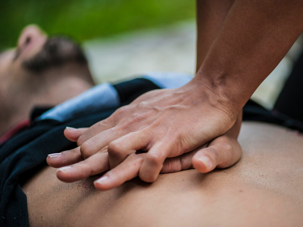 CPR- trajtimi urgjent nga arresti kardiak