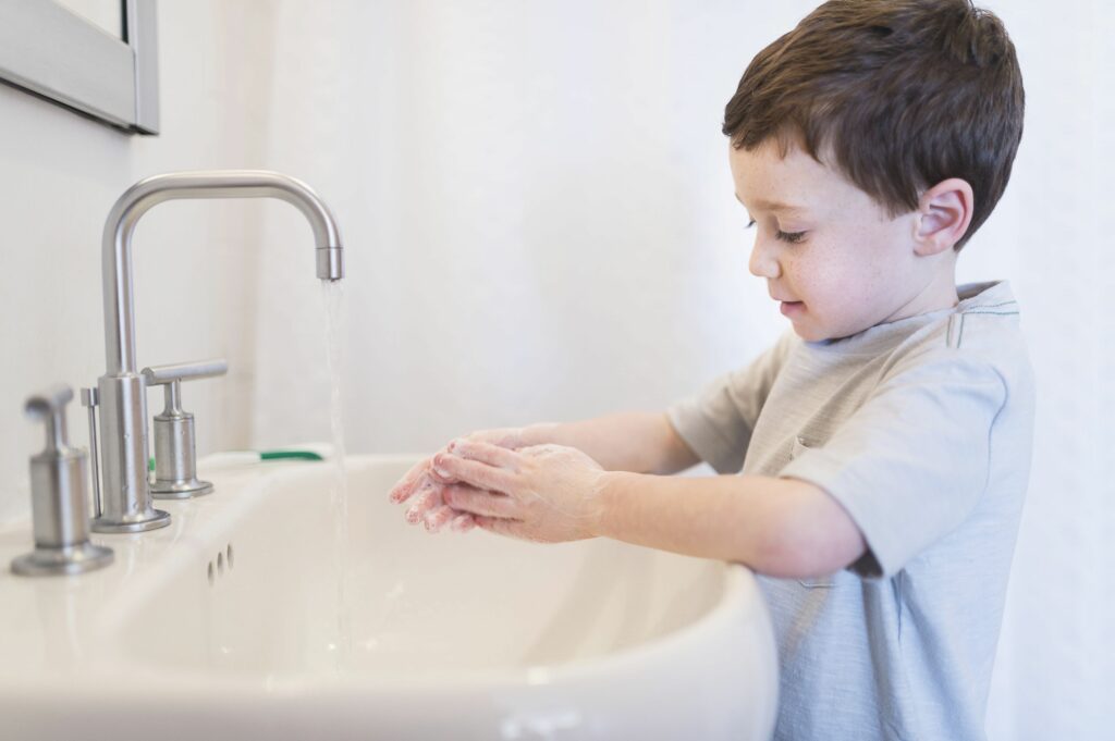 Trajtimi shtepiak per femijet qe vuajne nga diarreja