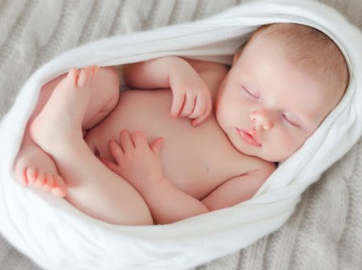  Verdheza e foshnjave është një gjendje ku lëkura e foshnjës dhe pjesa e bardhë e syrit të tyre duken të verdha.  
